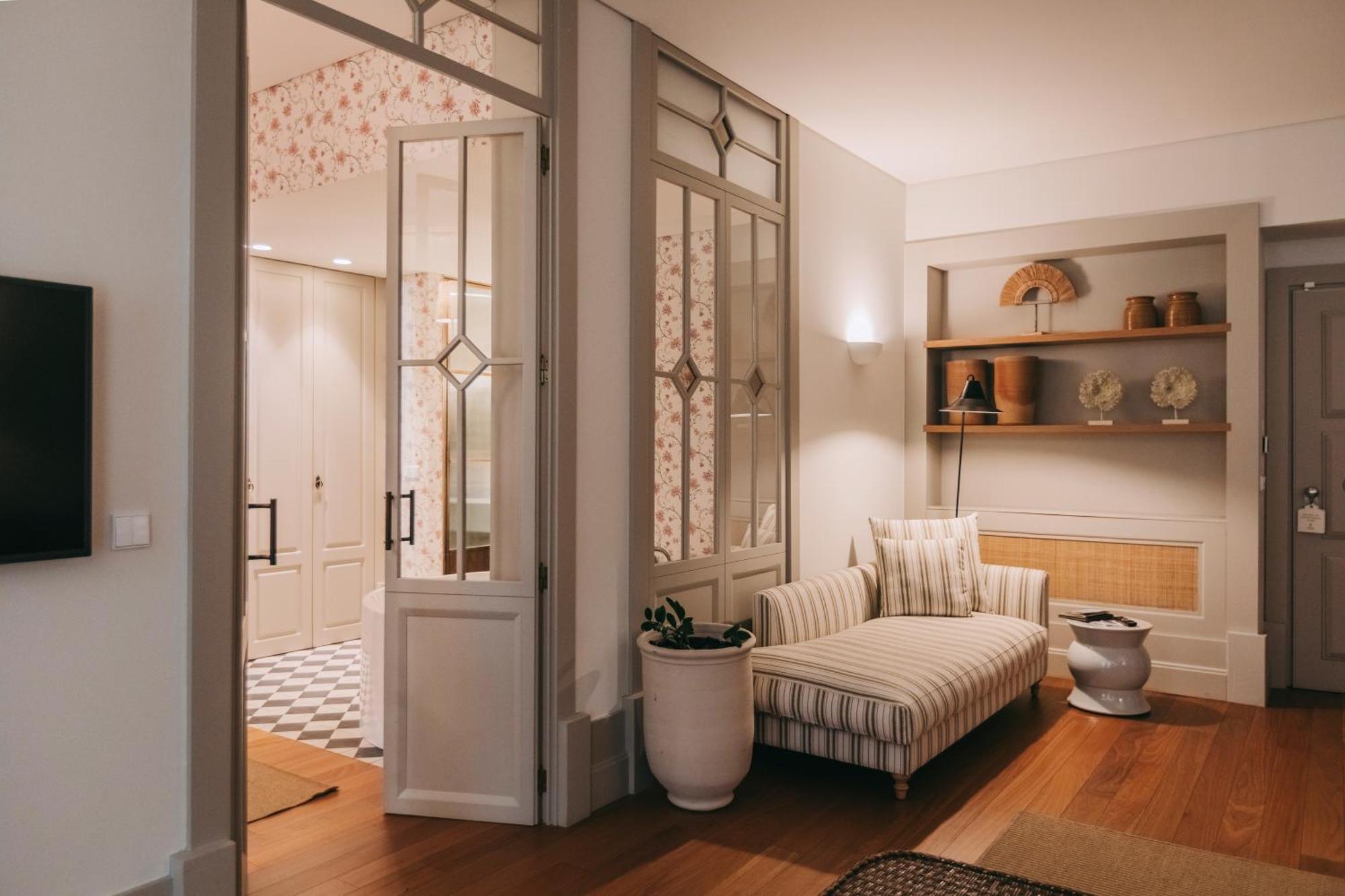 Royal Suite with Hot Tub